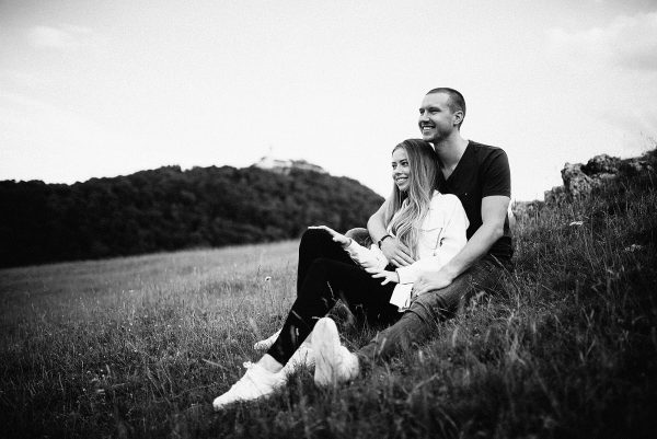 Schwarz-weiß Paarbilder