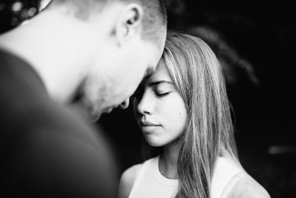 Schwarz-weiß Paarbilder