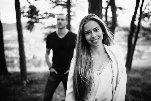 Schwarz-weiß Paarbilder